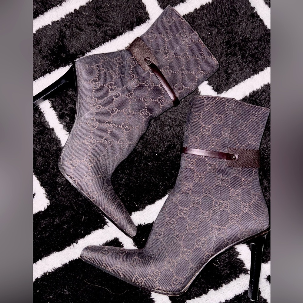 Gucci Monogram Boots OPEN TO OFFERS